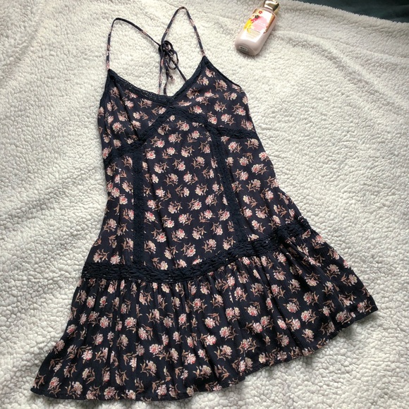 American Eagle Outfitters Dresses & Skirts - American Eagle Sundress